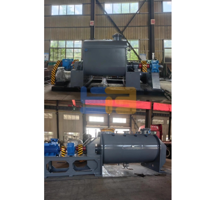 Etherification reactor