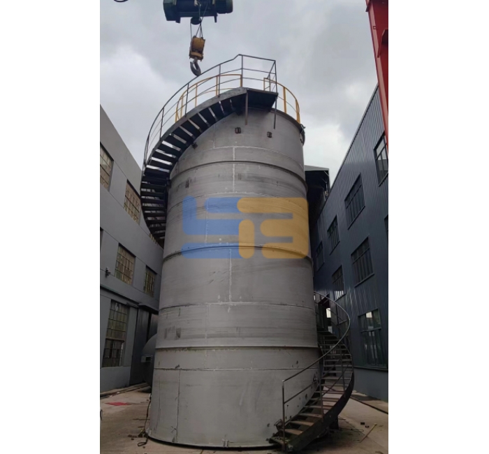 Customization of stainless steel storage tanks