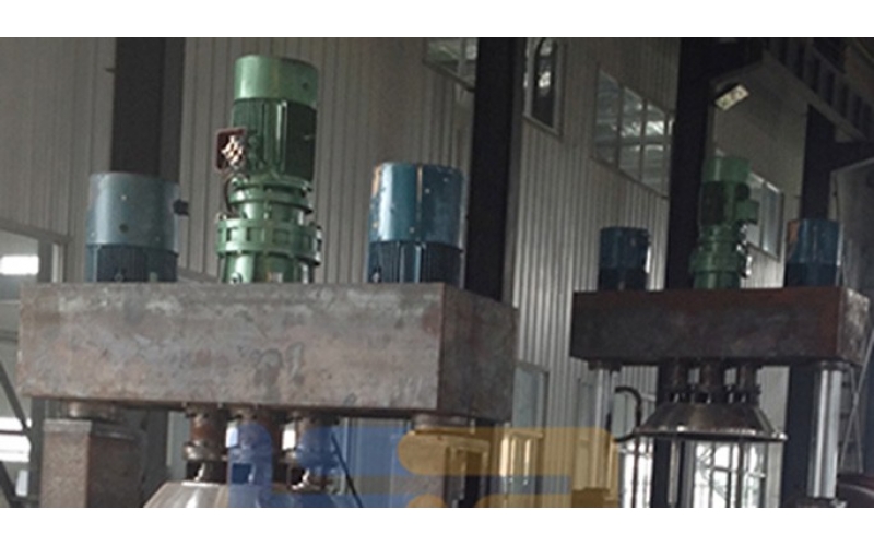 強力分散機美縫劑生產(chǎn)設(shè)備升降故障解決問題